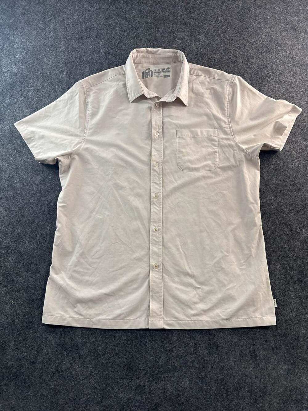 Into The Am Men's Short Sleeve Button Down Shirt Size L Tan